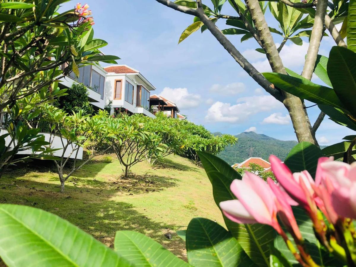 Le Grand Pakbeng Hotel Exterior foto