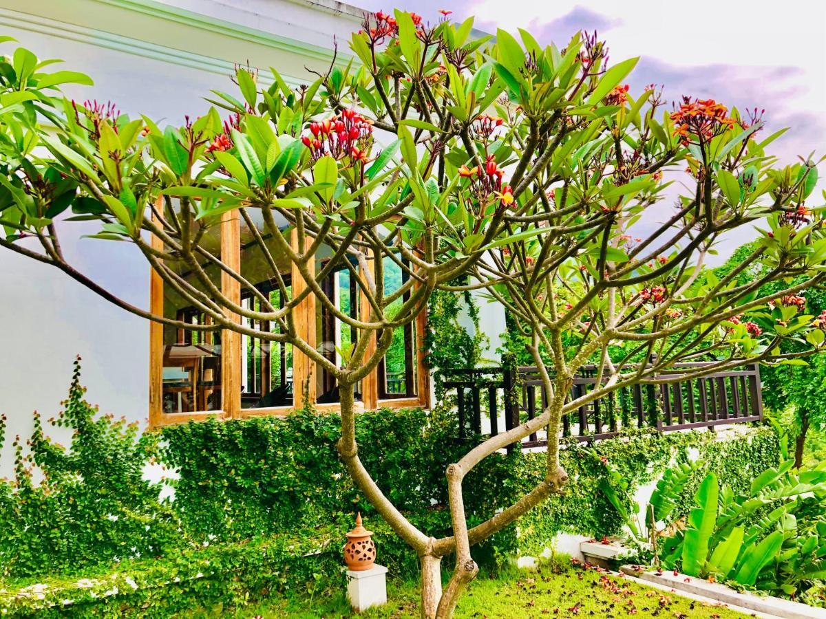 Le Grand Pakbeng Hotel Exterior foto