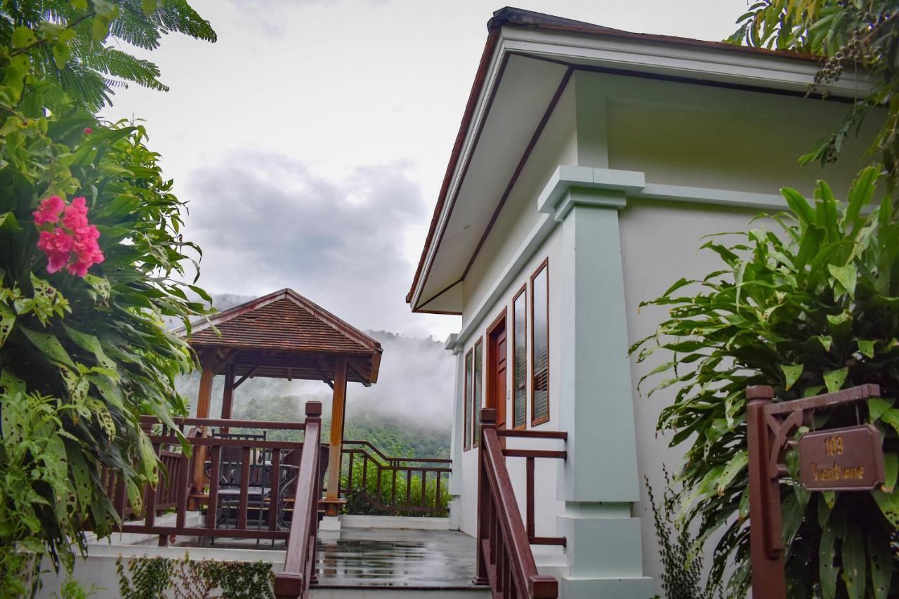 Le Grand Pakbeng Hotel Exterior foto