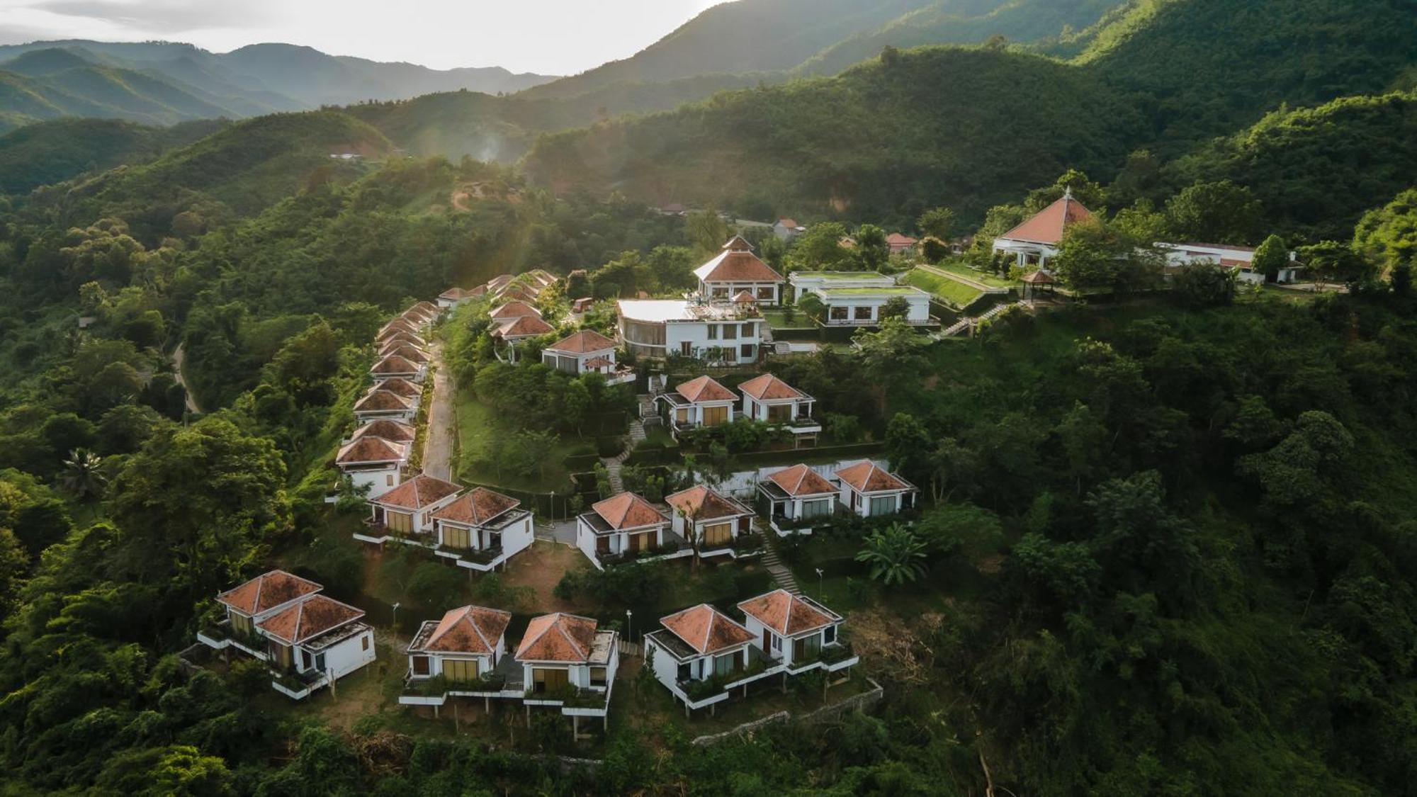 Le Grand Pakbeng Hotel Exterior foto