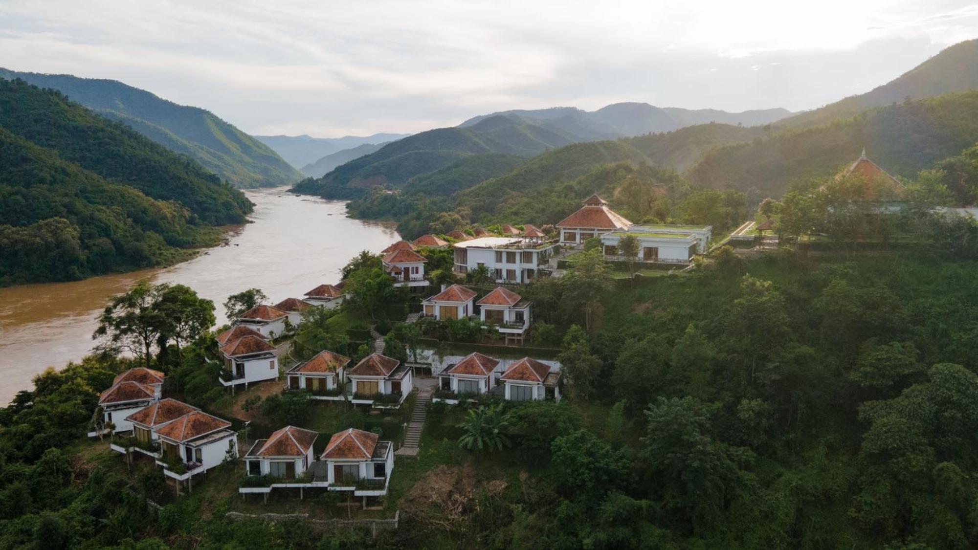 Le Grand Pakbeng Hotel Exterior foto